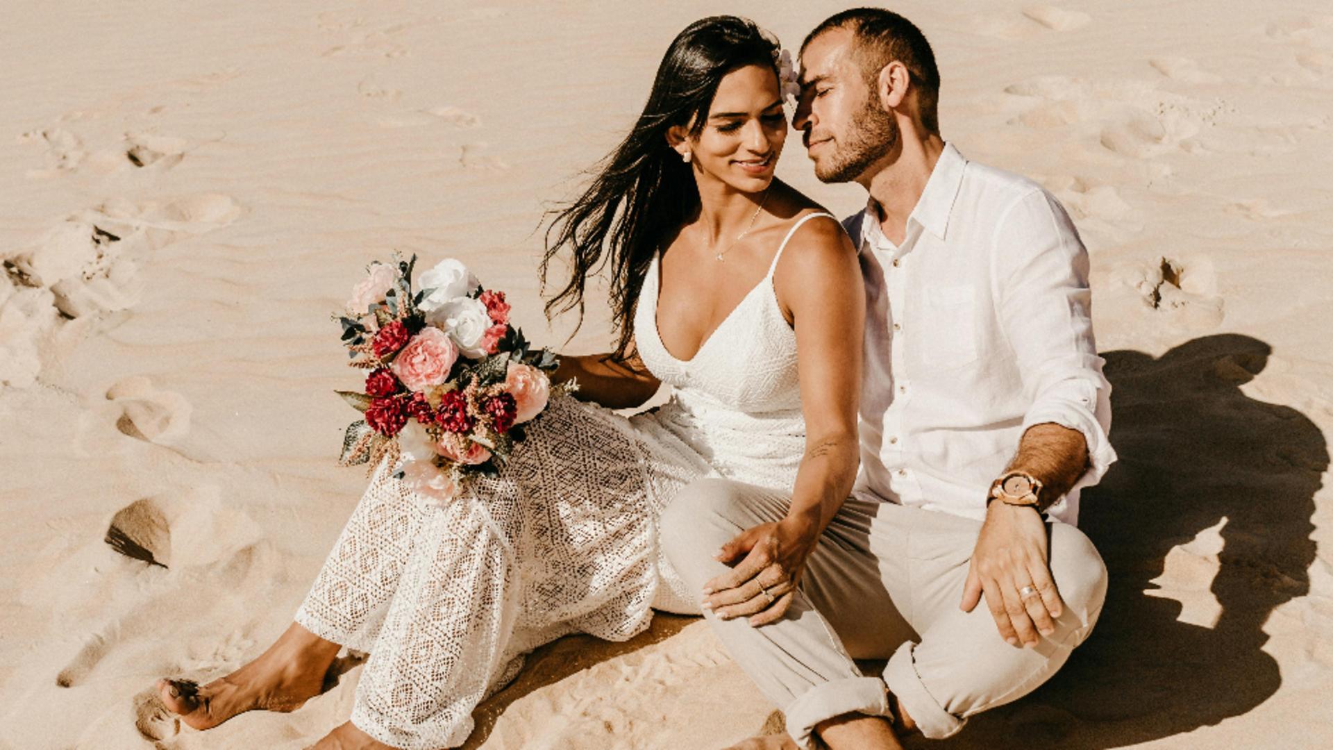 Previziuni pentru iubire în octombrie: intensitate, revelații surprinzătoare și oportunitatea unei noi întâlniri pentru două zodii binecuvântate