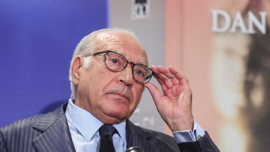 Decizie de răsunet în cazul „Telepatia”: posibila anulare a condamnării lui Dan Voiculescu și acuzațiile de abuz la adresa judecătoarei Camelia Bogdan 1 hotarare istorica in dosarul telepatia condamnarea lui dan voiculescu ar putea fi anulata judecatoarea camelia bogdan vinovata de abuz 68c3b0d3f26e3