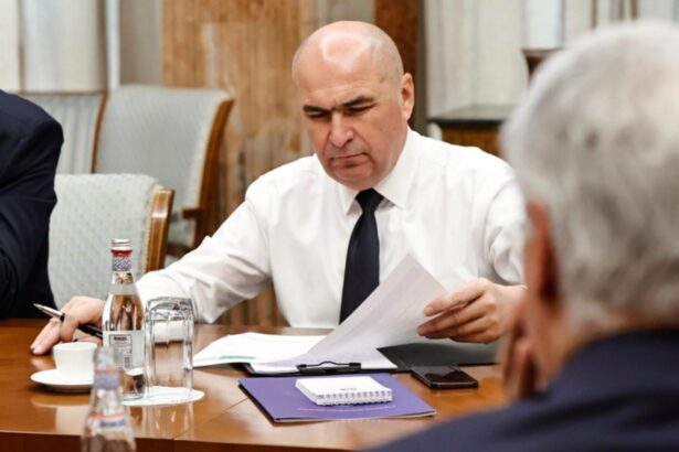 ilie bolojan anunta ca romania va avea un deficit bugetar de 84 anul acesta 68d3f454c9467