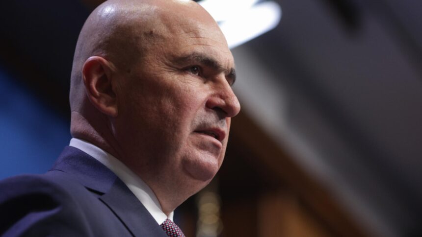 Ilie Bolojan dezbate afirmațiile lui Nicușor Dan: „O ajustare fiscală fără majorarea TVA-ului nu se poate realiza.” 1 ilie bolojan il contrazice pe nicusor dan nu este posibila o corectie fiscala fara cresterea de tva 68c9c4184d143