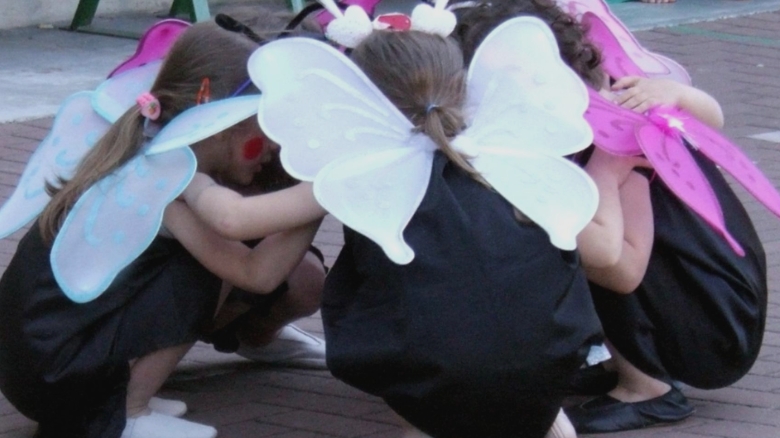 Confuzie la grădiniță: un băiețel a fost dus acasă de bunicul altui copil 1 incident neasteptat la gradinita un copil a fost luat acasa de bunicul altei familii 68ba8d28bb912