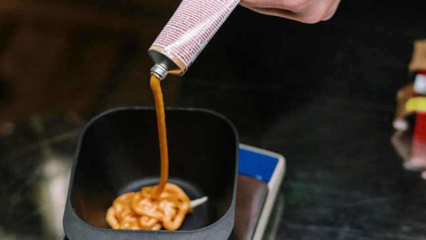 Trucuri esențiale pentru a îndepărta petele de vopsea din bucătărie: Ghidul perfect pentru vopsirea părului 1 ingredientul din bucatarie ce te scapa de petele de vopsea ce trebuie sa faci cand iti vopsesti parul 68c546370f61c