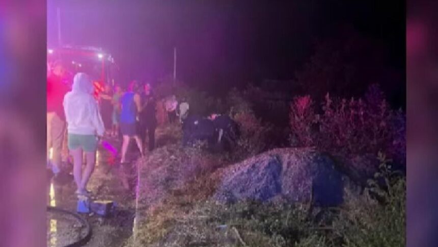 Incendiu cu peripeții: un bărbat în stare de ebrietate a îngreunat intervenția salvatorilor 1 interventie cu incidente la un incendiu un barbat baut le a incurcat munca pompierilor 68c037bbabec7