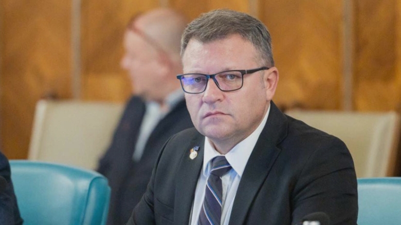 Marius Budăi dezvăluie discuțiile din PSD despre retragerea de la guvernare: „Este esențial să corectăm greșelile în Parlament.” 1 marius budai confirma ca s a discutat in psd iesirea de la guvernare trebuie sa indreptam erorile in parlament 68b7062bcc9ae