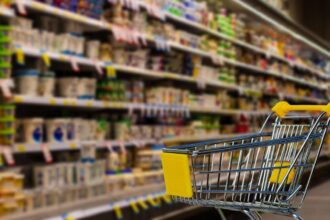 marius budai da vestea cea mare plafonarea adaosurilor comerciale la alimentele de baza va fi prelungita 68d2c18417e88