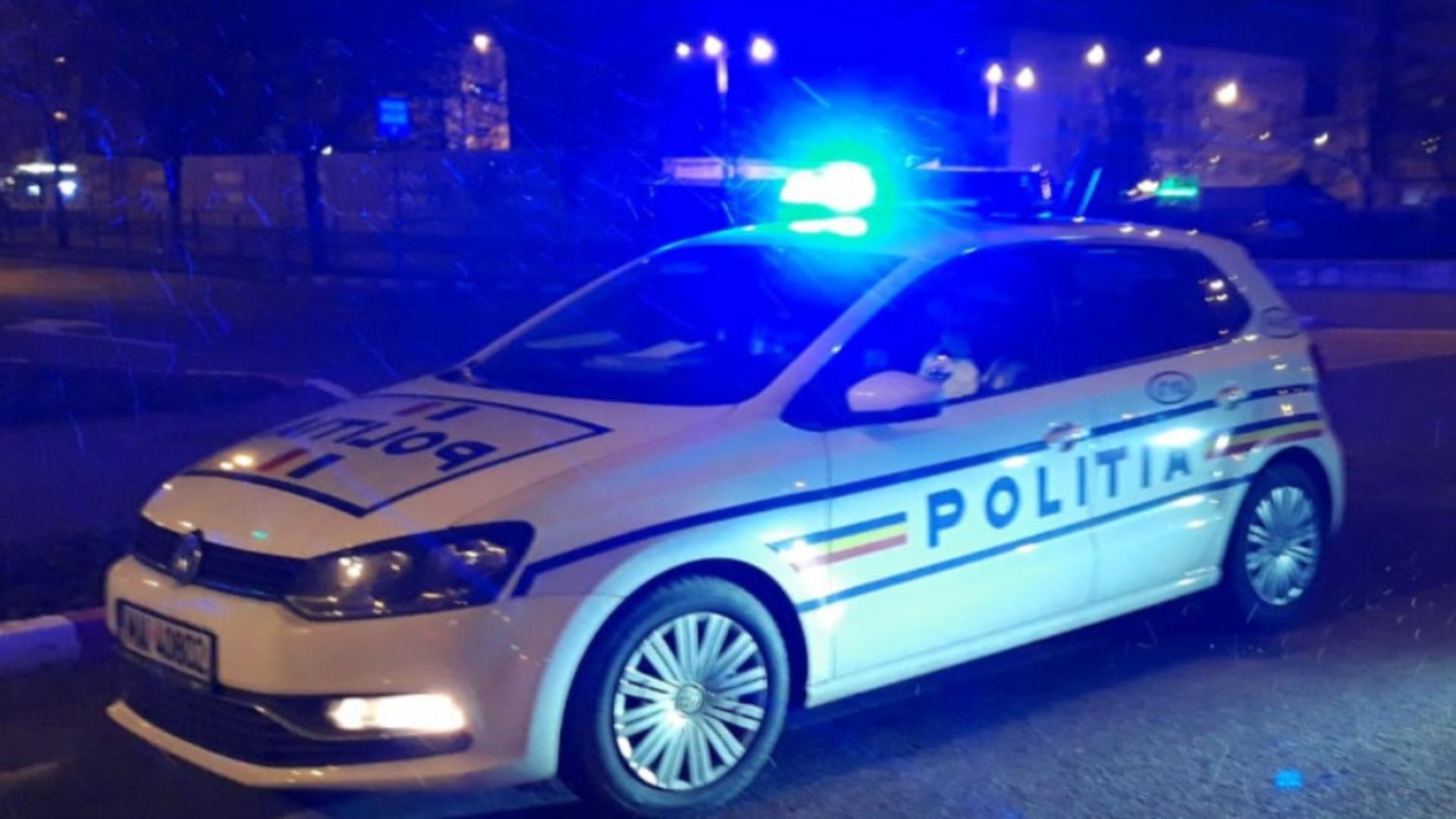 Accident rutier în Gorj: O autospecială de poliție și un agent în spital