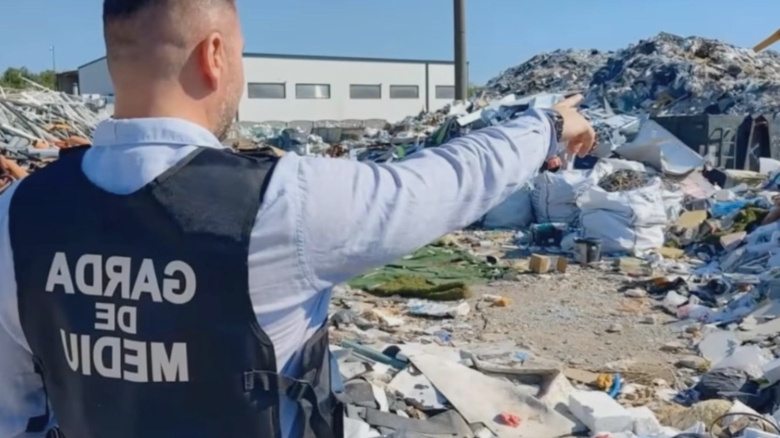 Ministra Mediului propune o ordonanță pentru ca imaginile de la Garda de Mediu să fie admise ca dovezi în instanță 1 ministra rezist a mediului vrea ordonanta ca imaginile de la garda de mediu sa devina proba in instanta 68b7379d44e6e