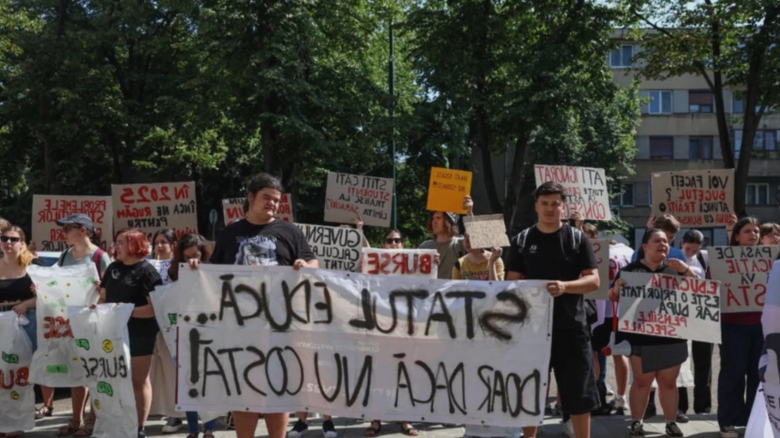 Ministrul Educației, optimist în privința începerii anului școlar pe 8 septembrie, dar cadrele didactice au alte intenții 1 ministrul educatiei ferm convins ca noul an scolar va incepe de luni 8 septembrie profesorii au alte planuri 68b9d223528b7