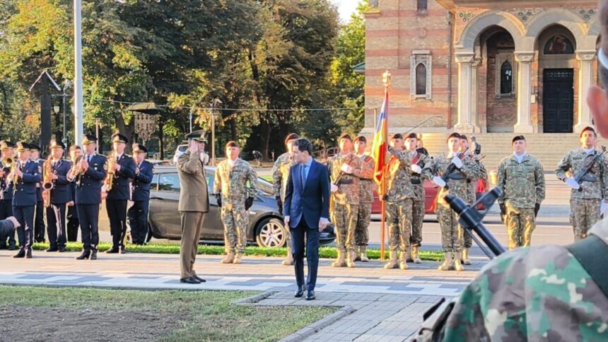 Un moment stânjenitor pentru președintele Nicușor Dan la ceremonia militară din Timișoara, lăsând impresia de neștiință în legătură cu rolul său 1 moment stanjenitor pentru presedintele nicusor dan la o ceremonie militara in timisoara seful statului a lasat impresia ca nu stie ce trebuie sa faca video 68db956eb5bb9
