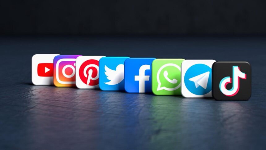 Reguli noi pe platformele sociale: influencerii riscă sancțiuni dacă nu se conformează 1 noi reguli pe retelele sociale influencerii vor fi amendati daca nu le respecta 68d39c72692fe