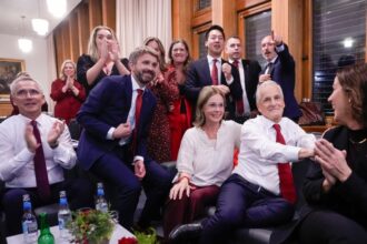 norways labour party holds narrow lead in early election results 68bf3b7a9b1f8