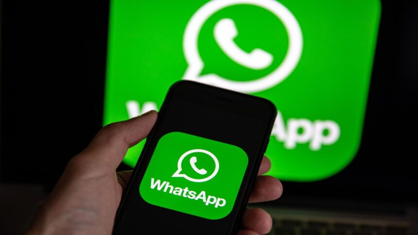 WhatsApp introduce o nouă opțiune: traducerea mesajelor în timp real 1 noua functie whatsapp mesajele pot fi traduse instant 68d37f40e623c
