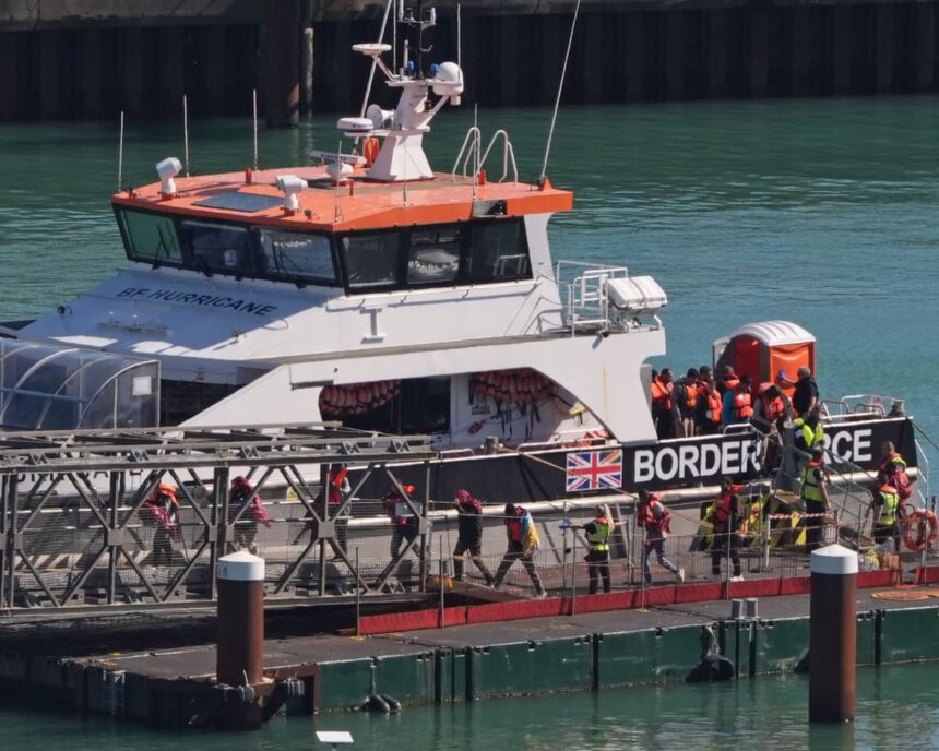 Liz Kendall anunță avansarea acordului "unul intră, unul iese", în ciuda unei interdicții de ultim moment 1 one in one out deal will go ahead says liz kendall after last minute injunction 68ca8425d627c