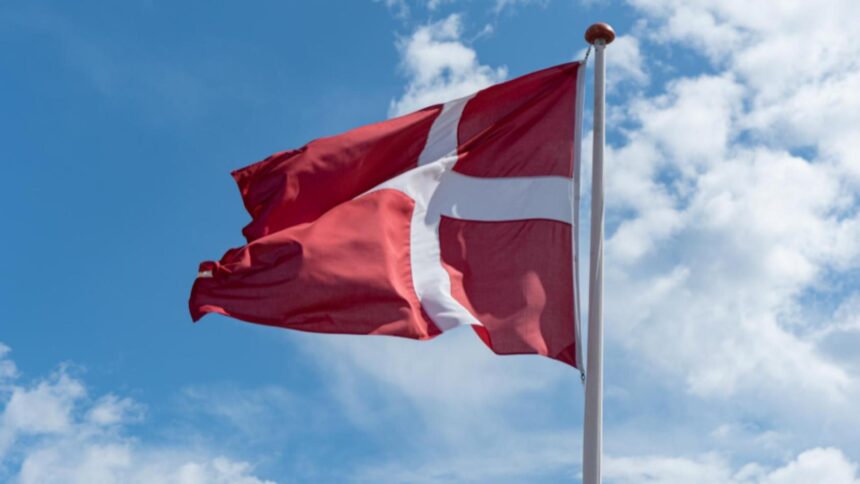 Furtună de mister în Danemarca: drone necunoscute au zburat deasupra celei mai mari baze militare, Karup 1 panica in danemarca drone misterioase au survolat cea mai mare baza militara a tarii karup 68d7dacc8180f