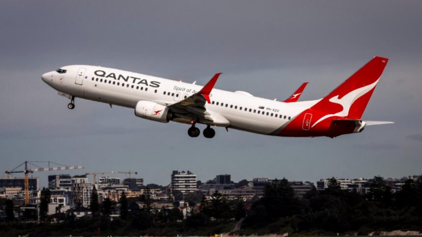 Alertă la bordul unei aeronave Qantas, din cauza unor indicii de foc în compartimentul de bagaje: aterizare forțată în siguranță 1 panica la bordul unei curse qantas dupa suspiciuni de incendiu in cala avionul a aterizat de urgenta 68d6346f56d3a