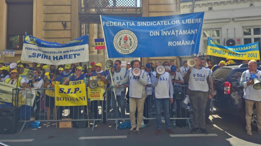 Peste 25.000 de dascăli se adună astăzi la București pentru a solicita demisia ministrului Daniel David: marș de la Guvern către Cotroceni. PROGRAMUL protestului 1 peste 25 000 de profesori vin astazi la bucuresti sa ceara demisia ministrului daniel david mars de la guvern la cotroceni calendarul protestului 68be5ce6e2ae1