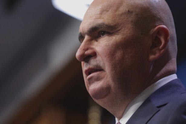 premierul lui nicusor dan iese la atac eu am grija ce spun despre tva 68b8a4f9a9ace