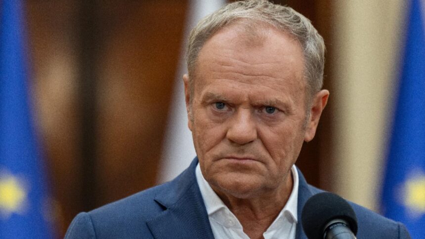 Răspunsul ferm al premierului Poloniei către Donald Trump: Nu există „nicio greșeală” în privința dronelor care au pătruns în spațiul aerian 1 premierul poloniei replica taioasa pentru donald trump nu e nicio eroare in cazul dronelor intrate in spatiul aerian 68c40396673a1