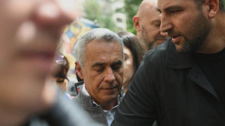 Călin Georgescu își caută libertatea: avocații pregătesc o acțiune împotriva controlului judiciar 1 sansa lui calin georgescu de a scapa de control judiciar avocatii pregatesc contestarea deciziei 68b7e510e438c