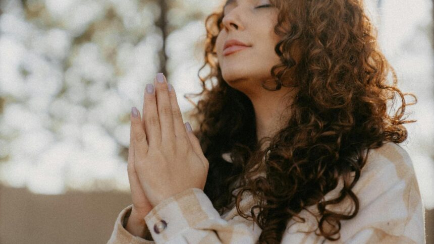 Celebrăm pe 11 septembrie o mare sfântă, omagiată în tradițiile creștine, purtătoare de nume pentru multe femei 1 sarbatoarea zilei 11 septembrie o mare sfanta pomenita in calendarele crestine multe femei ii poarta numele 68c24e81b2ec0