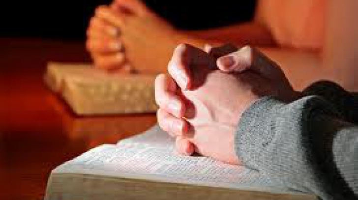 Controverse de amploare într-un liceu constănțean: un cadru didactic de Religie bănuit că a încercat să seducă doi tineri 1 scandal de proportii la un liceu din constanta un profesor de religie ar fi incercat sa corupa sexul doi adolescenti 68d114f113829