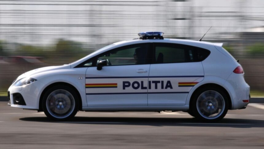 Conflict aprins între vecine, cu atacuri reciproce. Totul a început din cauza boxei blocului, după ce un bărbat a fost prins în interior 1 scandal intre vecine soldat cu lovituri din ambele parti miza a fost boxa blocului dupa ce un barbat a ramas blocat acolo 68bef457f3e92