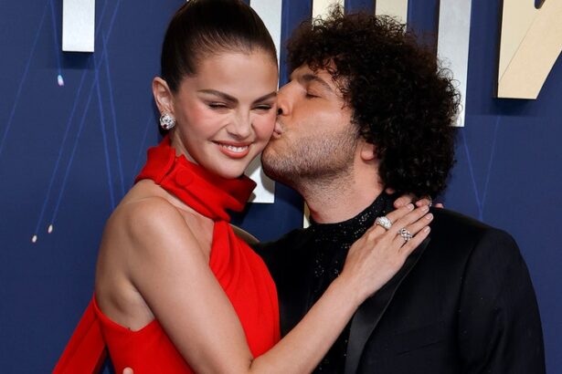 selena gomez marries benny blanco 68d871e0e1363