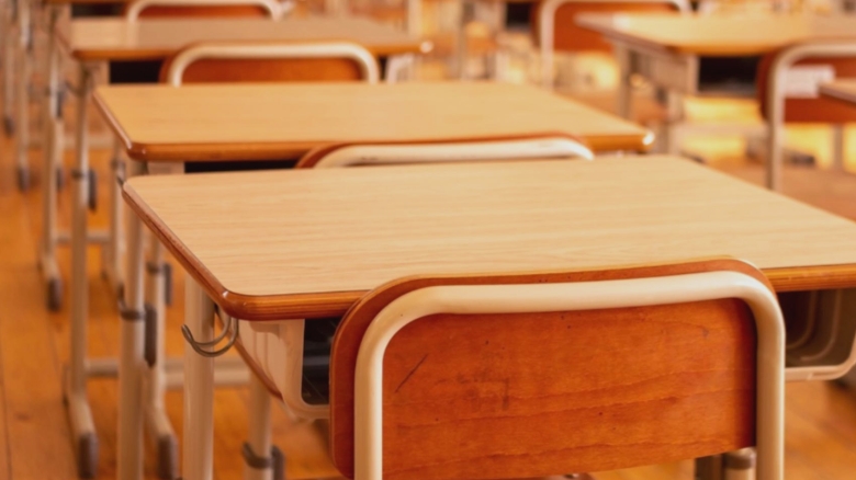 Profesorii se pregătesc să protesteze în fața Guvernului și să marcheze un marș spre Cotroceni, chiar la începutul noului an școlar 1 sindicalistii din educatie anunta actiune de pichetare a guvernului si mars de protest pana la cotroceni in prima zi a noului an scolar 68b578075b27d