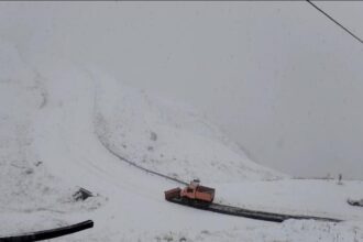 soselele montane acoperite de un strat consistent de zapada imagini spectaculoase unde nu se circula video 68db9c76cc6f7