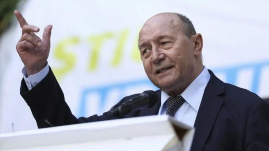 Traian Băsescu își exprimă opiniile la Realitatea PLUS, dezvăluind soluțiile necesare pentru prevenirea unei crize majore 1 traian basescu rupe tacerea in exclusivitate la realitatea plus ce masuri cere fostul sef al statului sa evitam o criza totala 68c82e59603bf