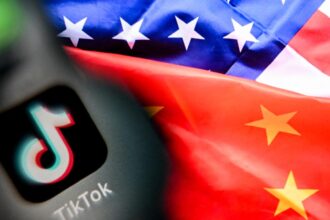 trump a semnat ordinul prin care aproba functionarea tiktok in statele unite dar sub control american tranzactia evaluata la 14 miliarde de dolari 68d6f4feda185