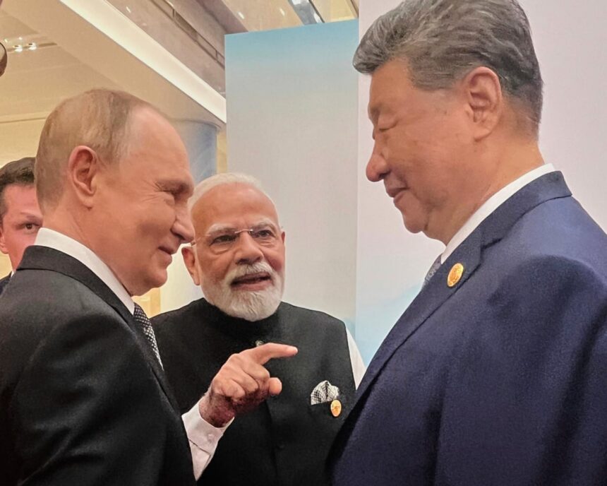 Trump solicită Uniunii Europene să impună tarife ridicate asupra Indiei și Chinei pentru a exercita presiuni asupra Rusiei 1 trump asks eu to impose high tariffs on india and china to put pressure on russia 68c12e9f73a17