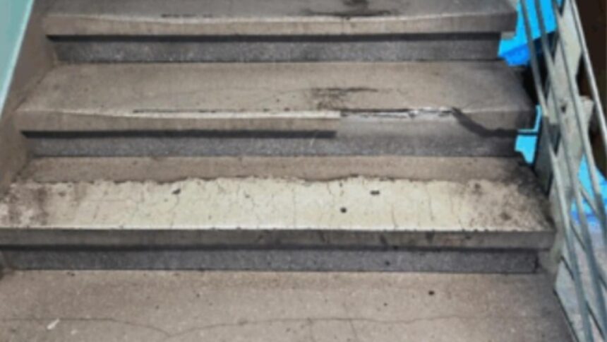 Tragedie la Spitalul Județean Reșița: un bărbat și-a pierdut viața după ce o treaptă s-a prăbușit, iar autoritățile demarează o amplă anchetă 1 un barbat a murit la spitalul judetean resita dupa ce o treapta s ar fi rupt sub el ancheta uriasa 68c7ecbc1ca2f