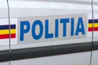 urmarire ca in filme la pitesti un sofer beat a lovit autospeciala politiei in incercarea de a scapa de agenti 68dbd02483522