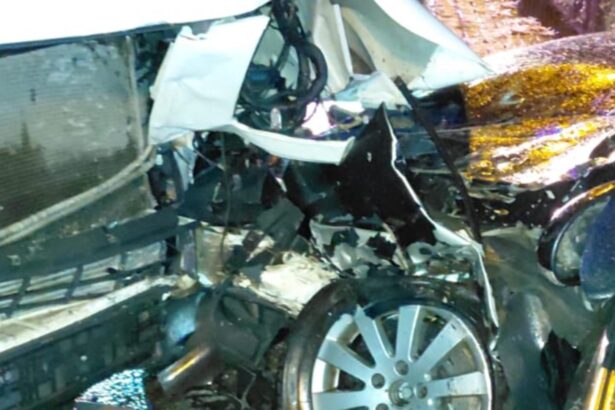 accident grav intre un micorbuz si un autoturism in campia turzii opt oameni au fost raniti 68e0c6c98a28c