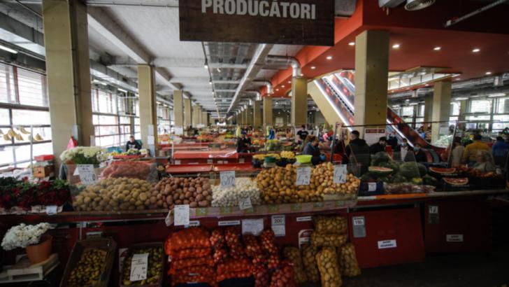 austeritatea lui bolojan i a lovit in plin pe producatorii din piete multi cumparatori vin se uita si trec mai departe video 68ef4ba9f1744