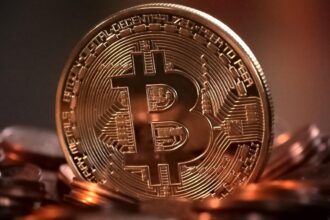 bitcoin a depasit un nou prag istoric ce alimenteaza cresterea exploziva a monedei virtuale 68e216e33c4c9