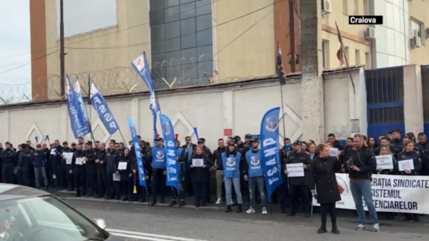 Bolojan desființează centrul de detenție, iar gardienii protestează pe străzi 1 bolojan inchide centrul de detentie gardienii ies in strada 68e7ecfdbd63c