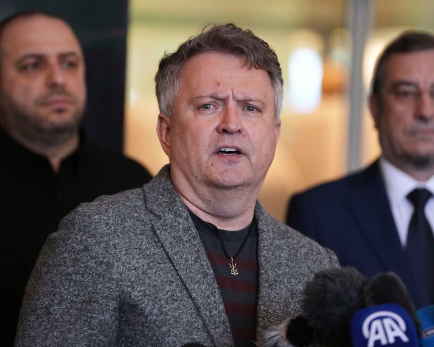 Europa trebuie să trateze cu seriozitate amenințarea reprezentată de Rusia, afirmă ministrul ucrainean 1 europe needs to get serious about threat posed to it by russia ukraine minister says 68e0b3f224b9e