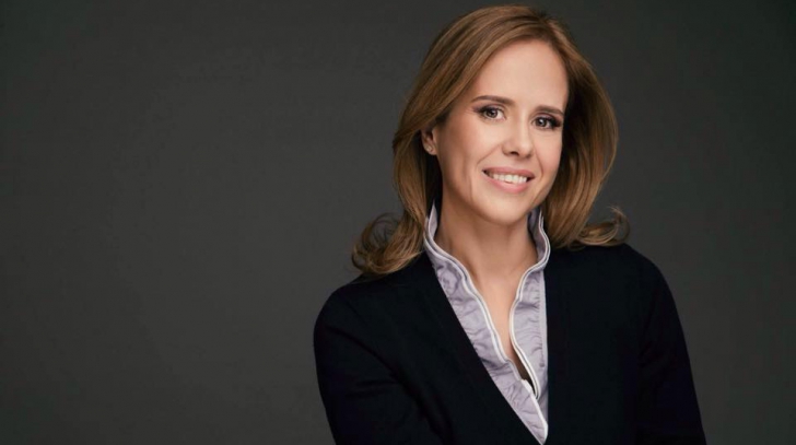 Ce aperitiv îți sugerează Mihaela Bilic pentru a slăbi: fasole bătută, salată de vinete sau zacuscă? 1 fasole batuta salata de vinete sau zacusca care este aperitivul recomandat de mihaela bilic in dietele de slabire 68df568170d14