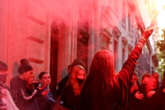 fresh strikes held in france amid continuing political void 68de53b02616a