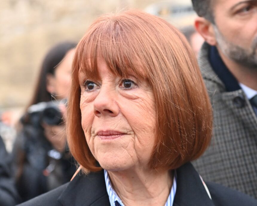 Gisèle Pelicot se va prezenta în fața instanței, în timp ce bărbatul condamnat pentru violul ei contestă sentința 1 gisele pelicot to attend appeals court as man convicted of raping her contests verdict 68e2483c09cb8