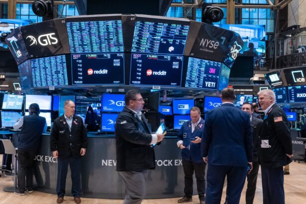 global markets fall and gold hits record high amid jitters over us banks 68f201a3656b5