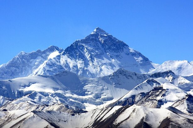 hundreds of mt everest climbers stuck on mountain 68e2df6a518c1