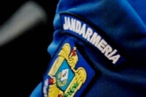 jandarmii au aplicat 18 sanctiuni contraventionale in valoare totala de 15 300 de lei dupa meciul romania austria 68ee91fd0c161