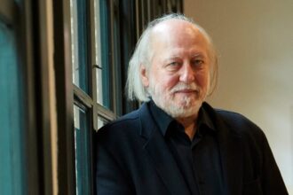 laszlo krasznahorkai wins the nobel prize in literature 2025 68e7a1050fead