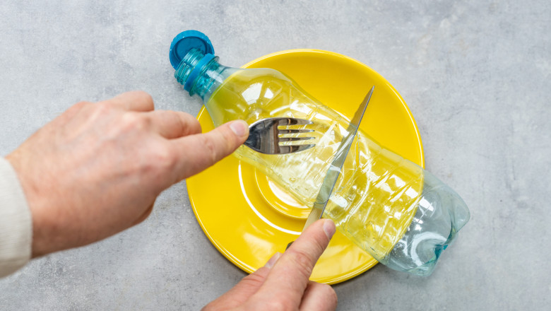 Microplasticele ascunse în alimentația ta zilnică: descoperă cum se infiltrează în ouă, carne și ceai. Sfaturi pentru a limita contactul cu ele 1 microplasticele pe care le consumi zilnic fara sa stii le gasesti in oua carne si chiar in ceai cum poti reduce expunerea la ele 68dd3ed5a333f