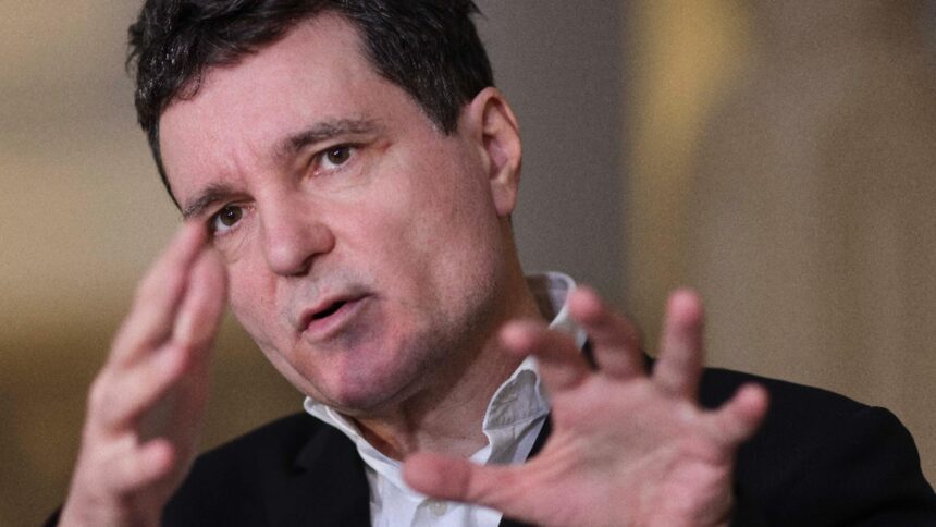 Năstase atacă dur pe Nicușor Dan: Ignoră strădaniile României pentru integrarea în UE; poate a fost plecat din țară o perioadă 1 nastase pune tunurile pe nicusor dan nu stie eforturile romaniei pentru aderarea la ue este posibil ca o vreme sa fi fost plecat din tara 68dcb20fe138c