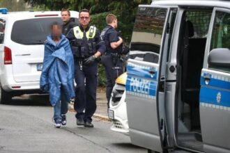 o primarita a fost injunghiata in propria locuinta de fiica sa adoptiva politia germana nu exista un motiv politic 68e733e273e0f