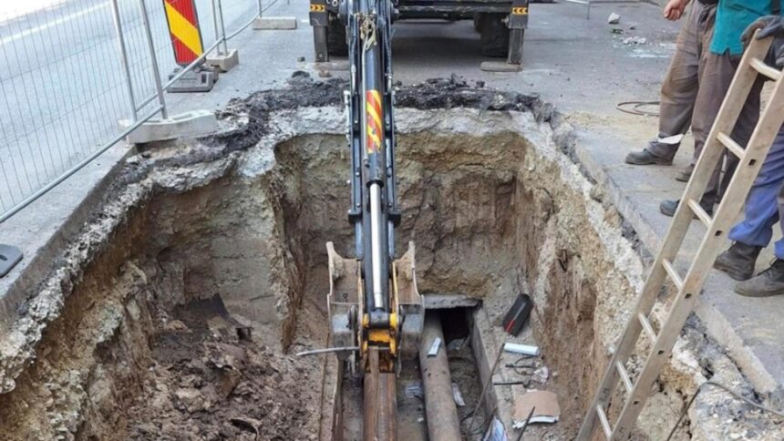 Liderul asociațiilor de proprietari oferă o veste sumbră bucureștenilor: "Iarna aceasta, ne vom încălzi doar cu ajutor divin!" Nicușor Dan, criticat pentru haosul lăsat în urmă 1 seful asociatiilor de propietari le da cea mai prosta veste bucurestenilor la iarna ne vom incalzi din mila domnului nicusor dan acuzat ca a lasat in urma un dezastru 68df948aa728f